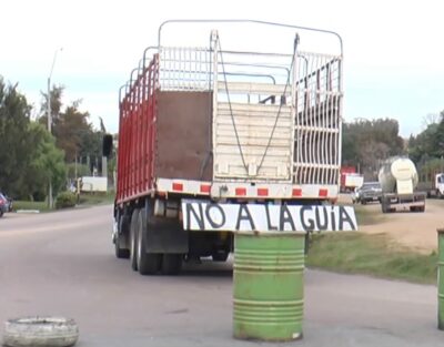 Transportistas se movilizaron en San Jacinto contra la guía de carga y combustibles