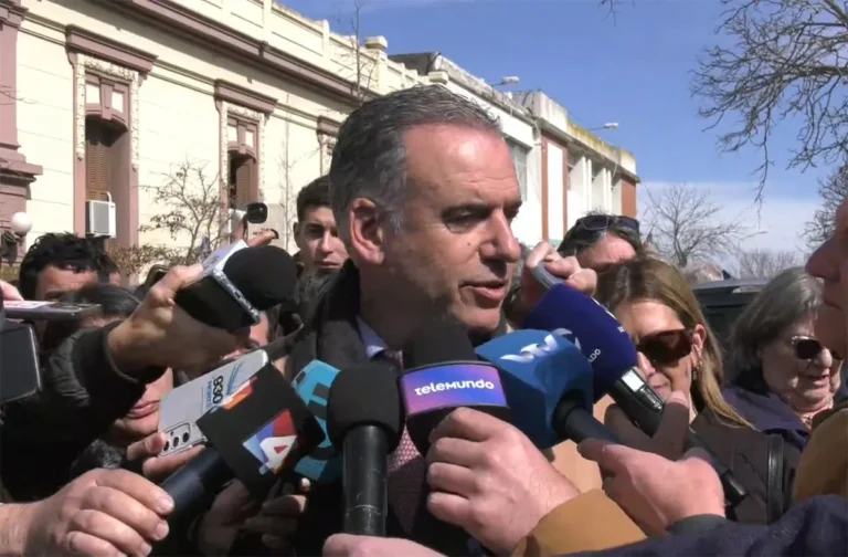 El presidente Yamandú Orsi se refirió al robo del BROU