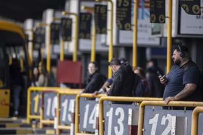 SÁBADO FERIADO CON TRANSPORTE REDUCIDO