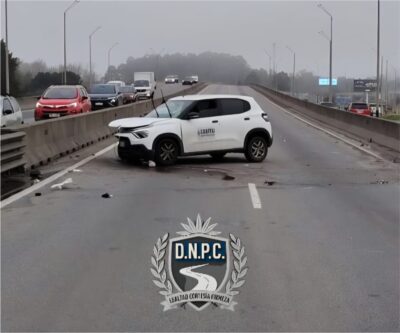 Violento impacto contra un puente en Ruta 101: un conductor resultó gravemente lesionado