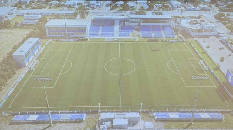 Sportivo Bella Italia presentó un ambicioso proyecto para renovar el Estadio de Pando