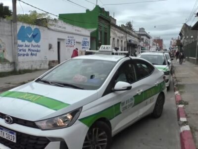 Gremio de taxistas espera nueva reunión con Tránsito y cuestiona gestión de la Intendencia