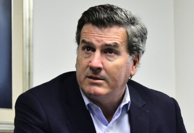 Pedro Bordaberry presentó proyecto para prohibir viajes con fondos del Parlamento