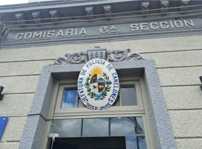 Fue a la comisaría a preguntar por un allanamiento y terminó detenido y procesado