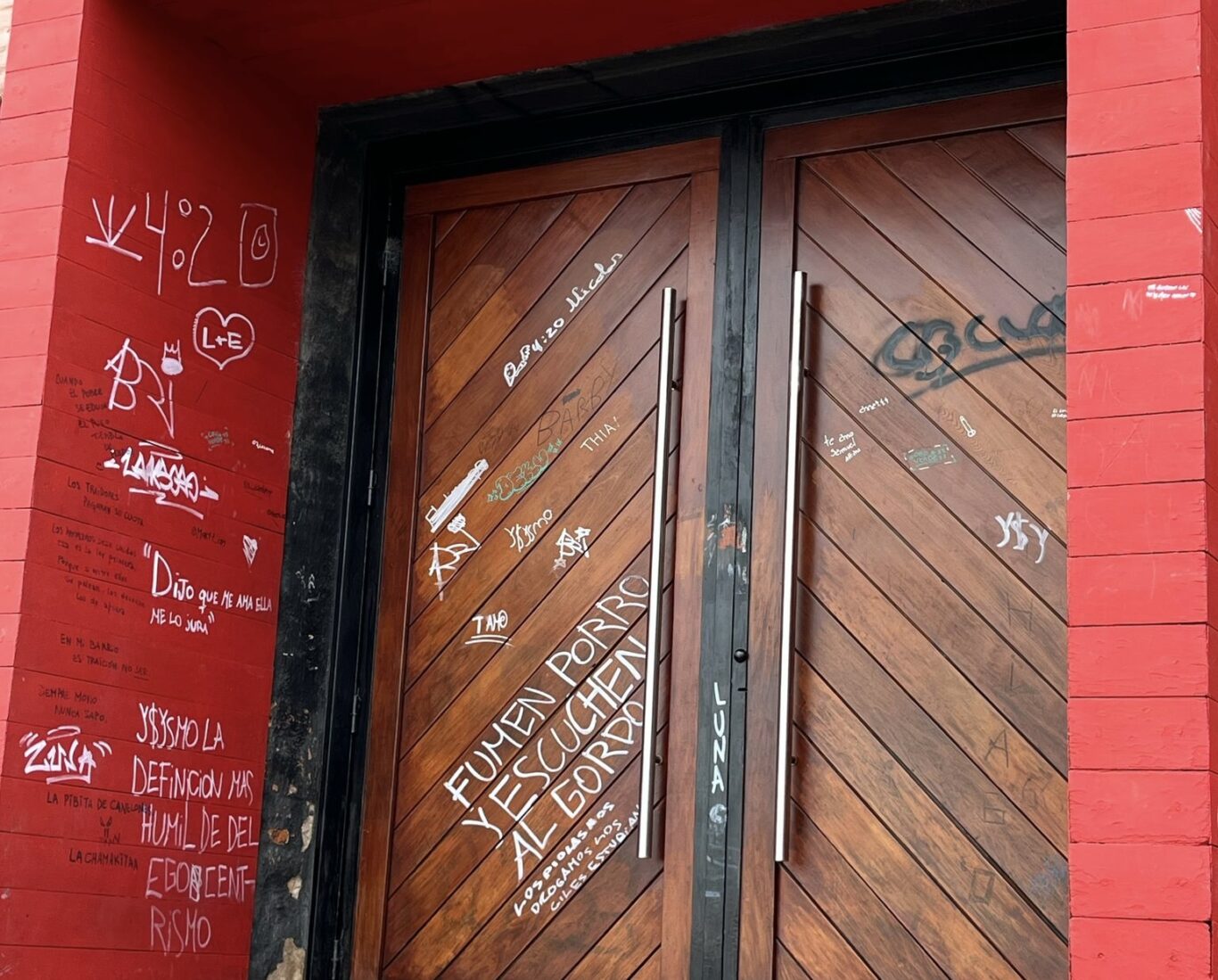 VANDALIZARON CENTRO CULTURAL DE PANDO